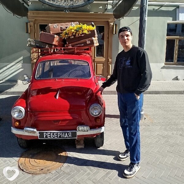 Дима, 21, Екатеринбурге — анкета №2583178