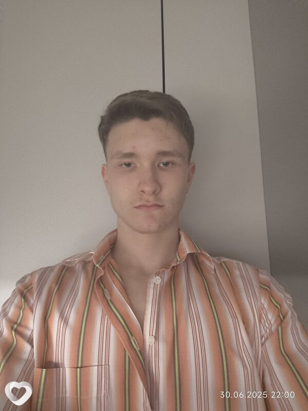Денис, 19, Минске — анкета №2582946