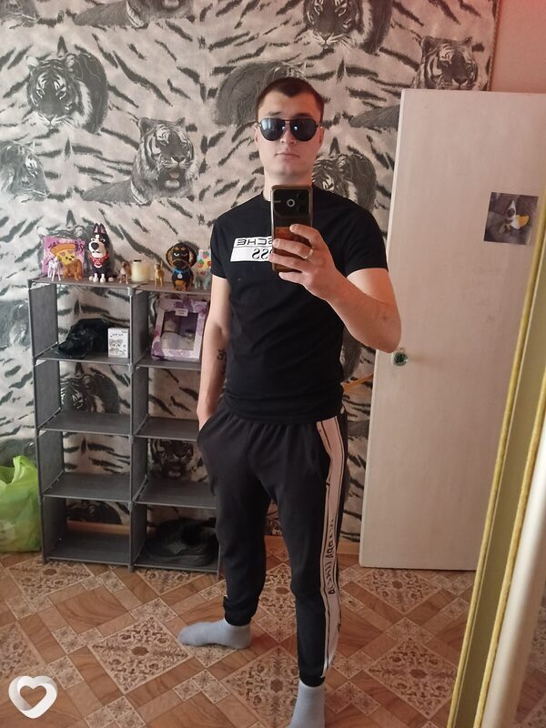 Дмитрий, 25, Комсомольске-на-Амуре — анкета №2583718