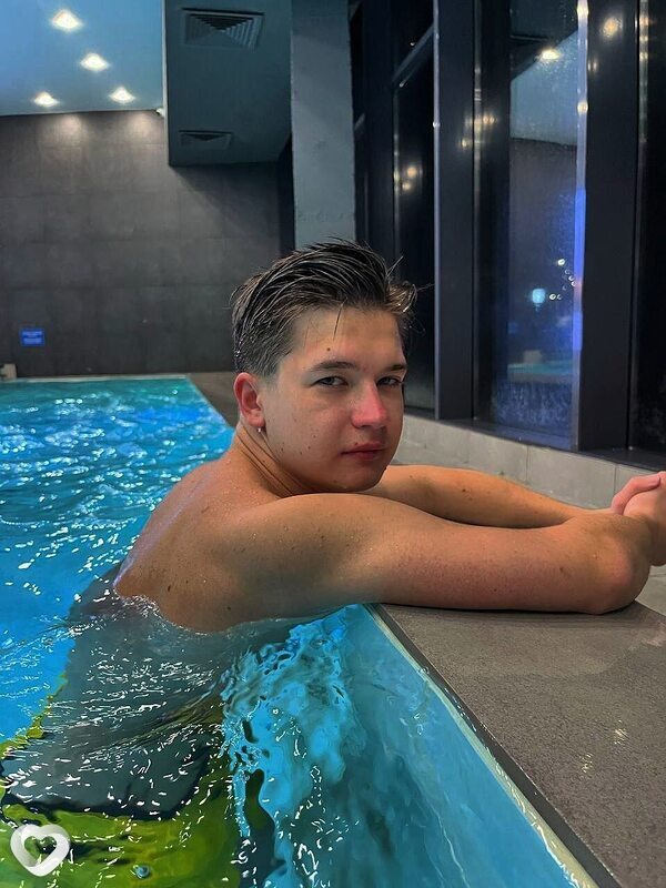 Георгий, 23, Москве — анкета №2583803