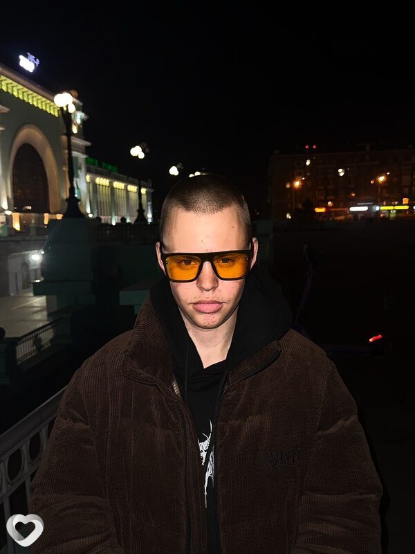 Артур, 20, Новосибирске — анкета №2583925