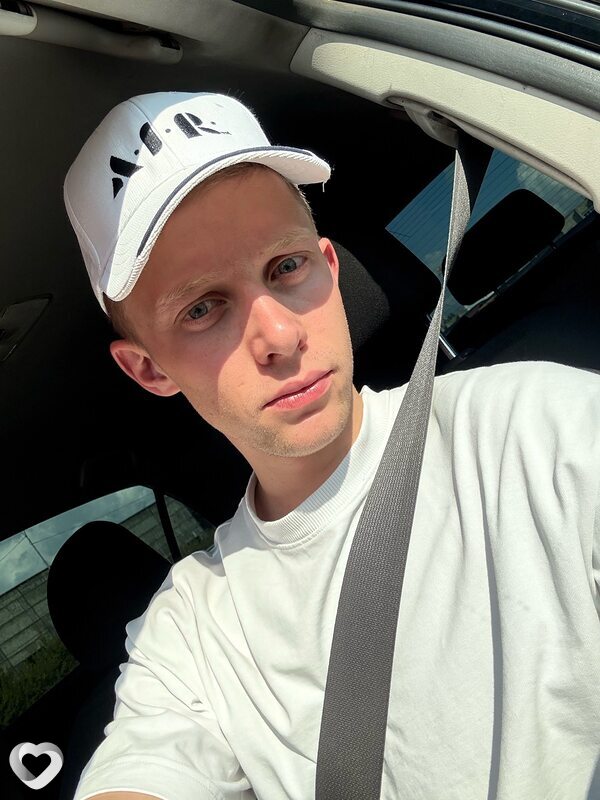 Павел, 26, Елеце — анкета №2584708