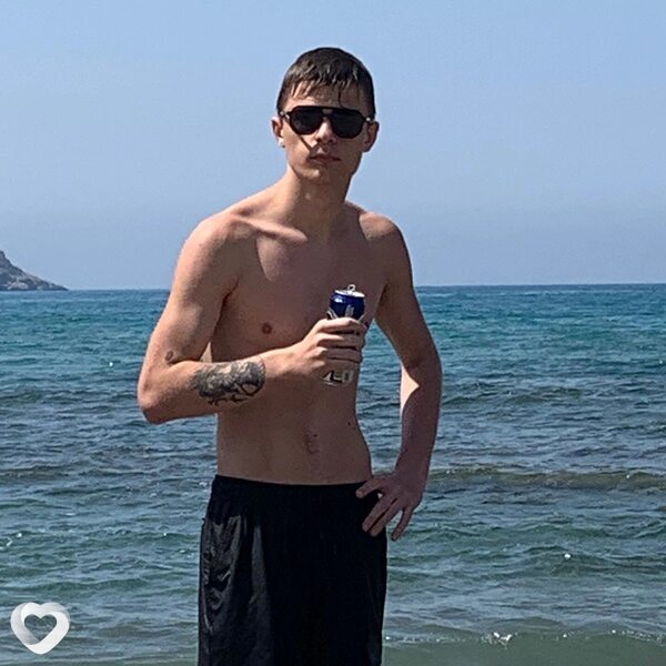Андрей, 21, Москве — анкета №2585283