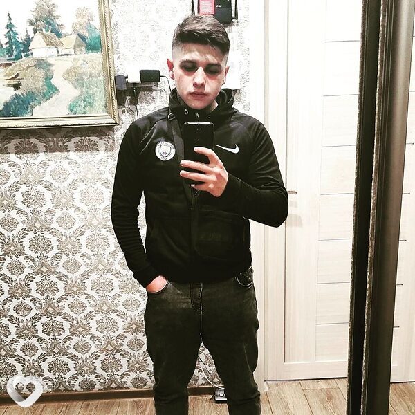Артур, 23, Барановичах — анкета №2585631