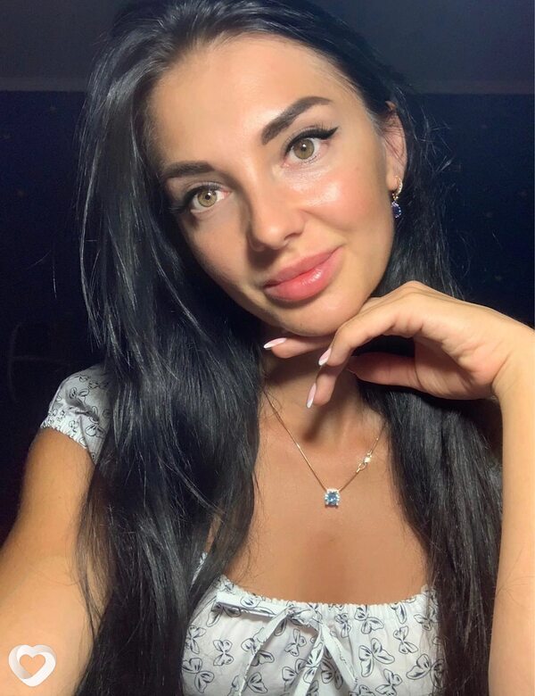 Алёна, 24, Москве — анкета №2585701