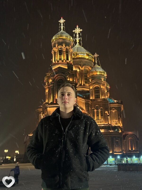 Матвей, 21, Москве — анкета №2585926