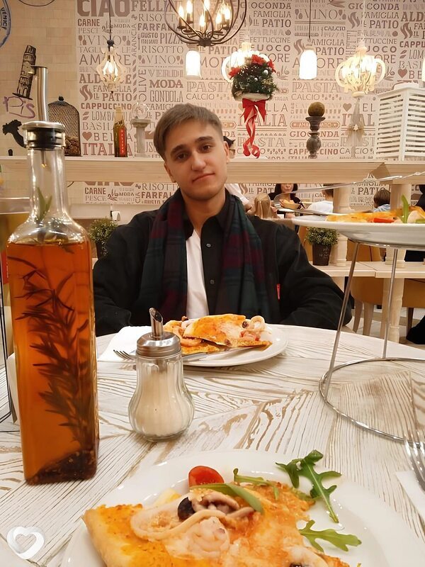 Максим, 22, Краснодаре — анкета №2586520