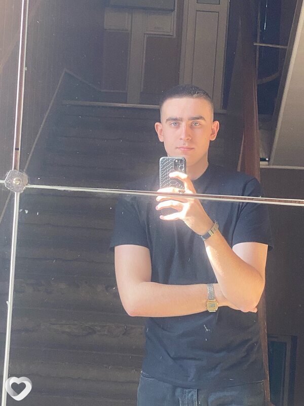 Дмитрий, 22, Курчатове — анкета №2586621