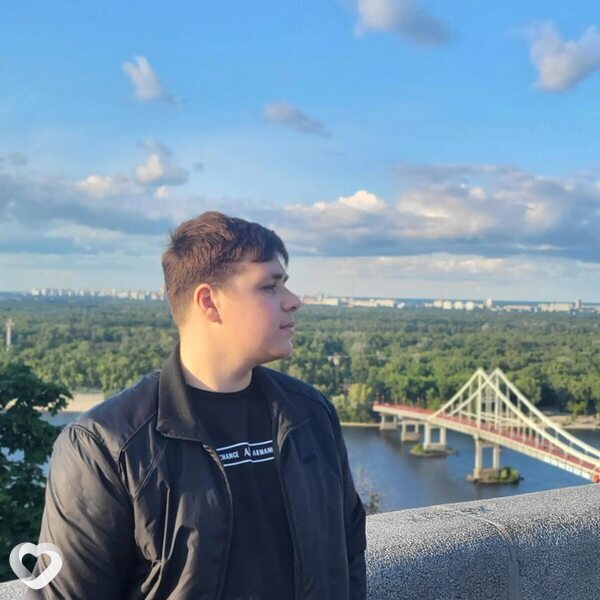 Malik, 19, Киеве — анкета №2587044