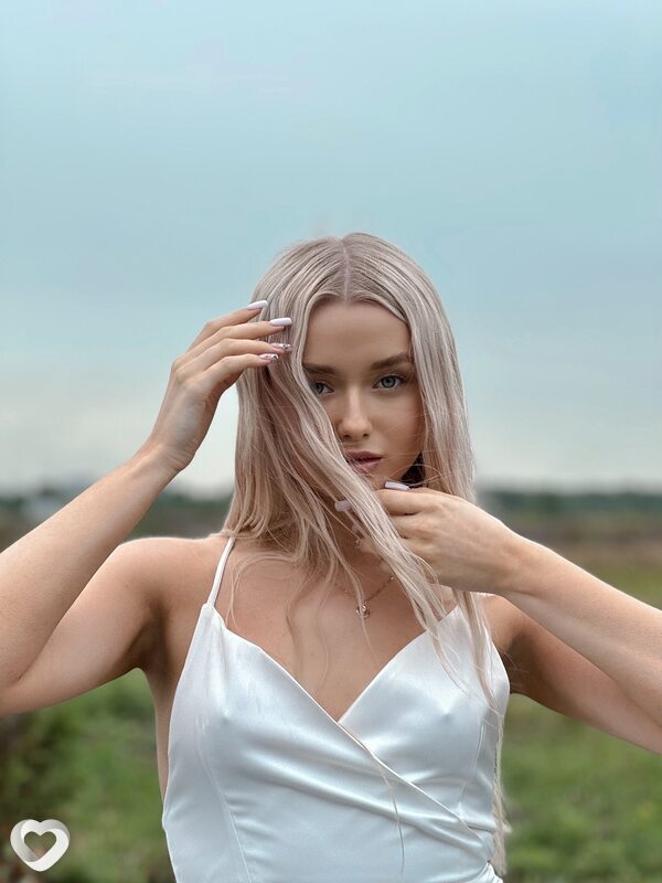 Вета, 21, Челябинске — анкета №2587047