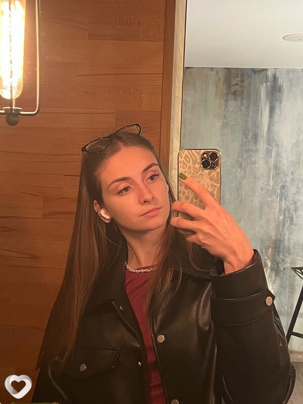 Инна, 21, Москве — анкета №2587131