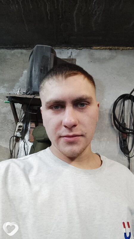 Данил, 22, Кемерове — анкета №2587353