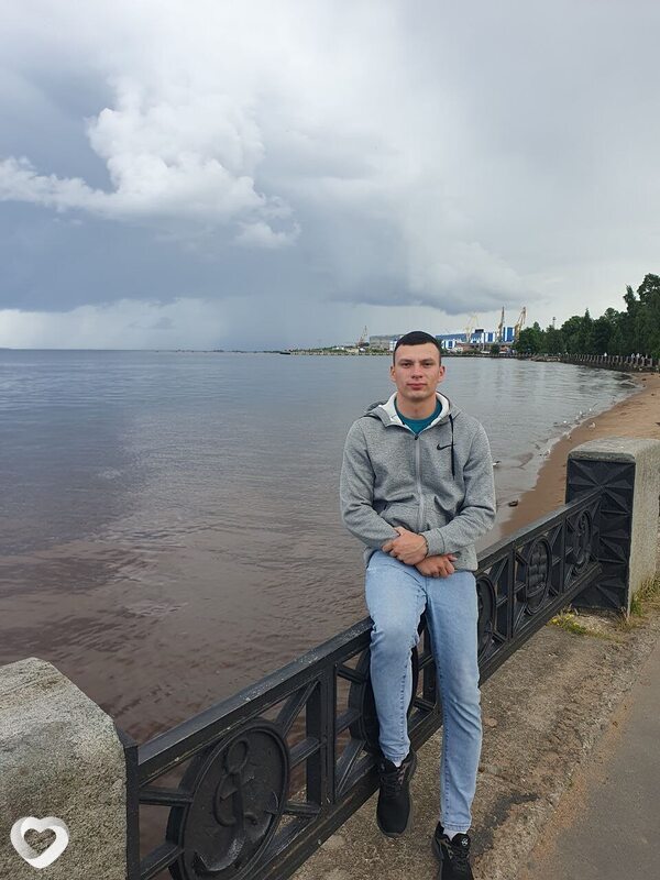 Иван, 24, Брянске — анкета №2587436