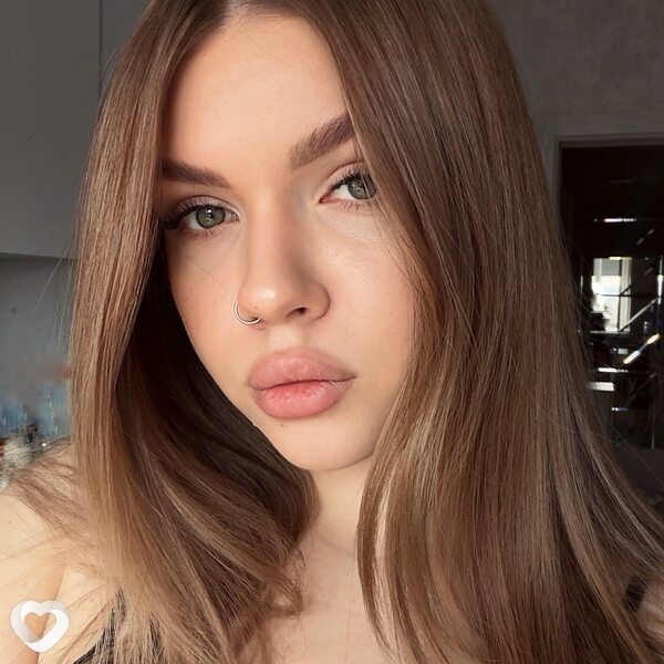 Виктория, 26, Стаханове — анкета №2588458