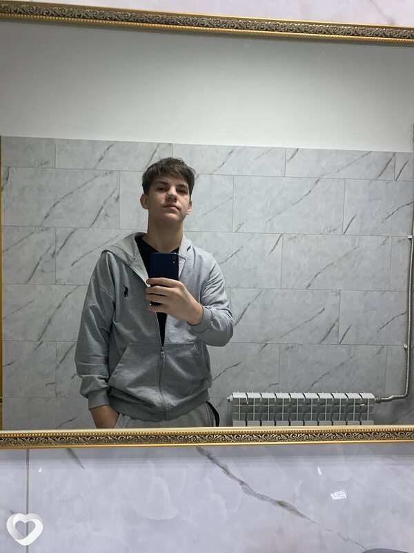 Жека, 19, Усть-Каменогорск — анкета №2589392