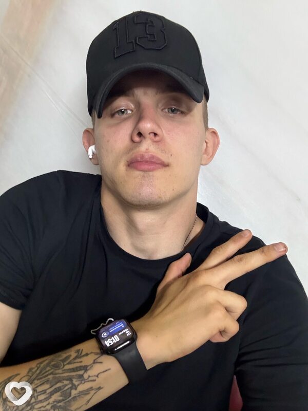 Иван, 25, Брянске — анкета №2589330