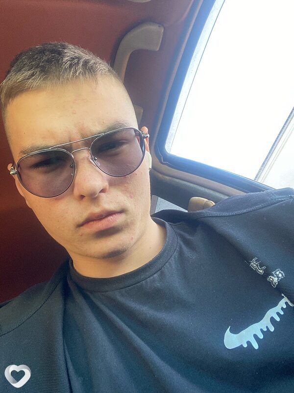 Сергей, 20, Оренбурге — анкета №2590409