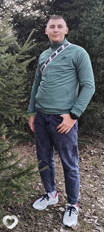 Евгений, 26, Юрге — анкета №2590526