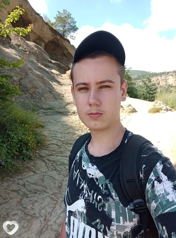Леша, 20, Невинномысске — анкета №2591722