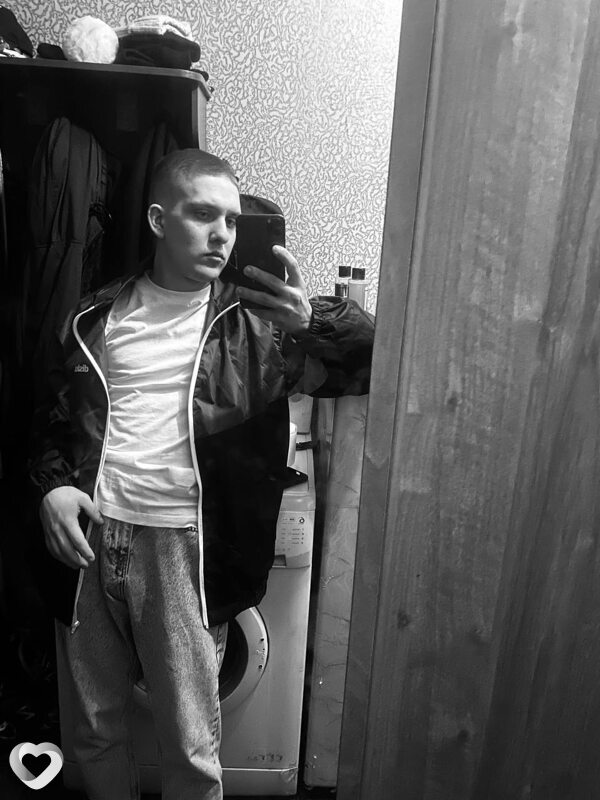Иван, 24, Омске — анкета №2591666