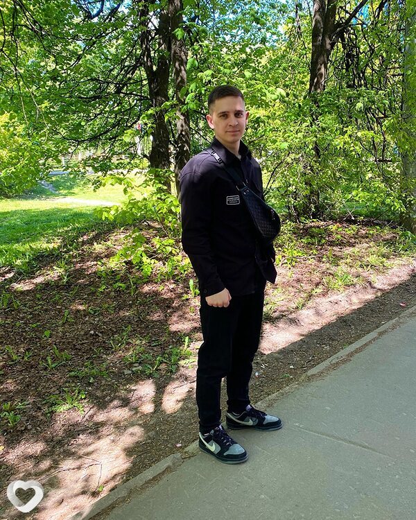Антон, 27, Оренбурге — анкета №2592109