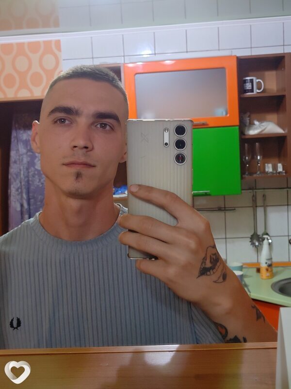Дима, 23, Каменске-Шахтинском — анкета №2592610