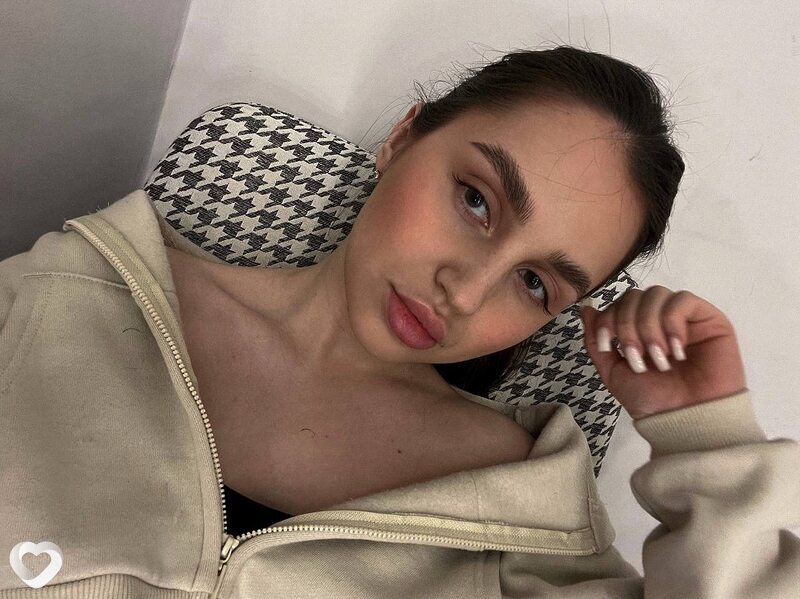 Яна, 23, Москве — анкета №2592187