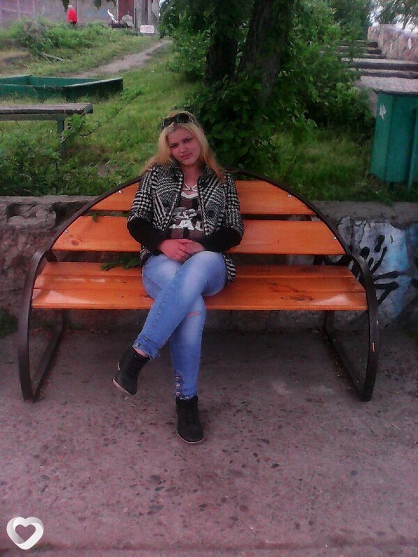 Настя, 27, Бийске — анкета №2592159