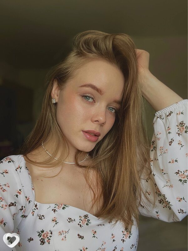 Анастасия, 23, Екатеринбурге — анкета №2592333