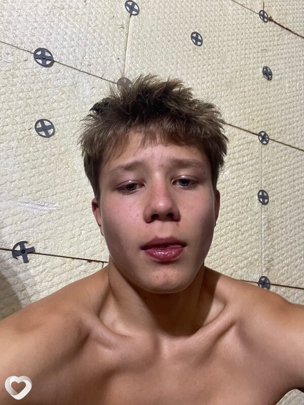 Дима, 19, Талгаре — анкета №2593608