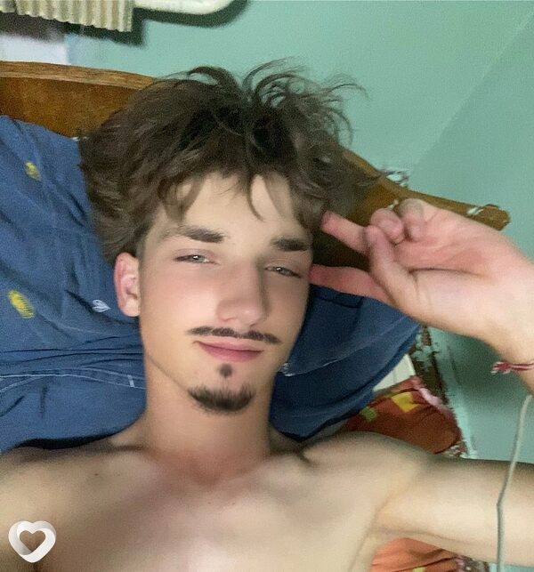 Юрий, 19, Мозыре — анкета №2593930