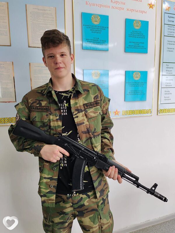 Матвей, 19, Саратове — анкета №2594295