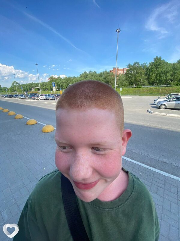 Артём, 19, Томске — анкета №2595158
