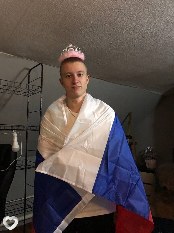 Михаил, 21, Горно-Алтайске — анкета №2594613