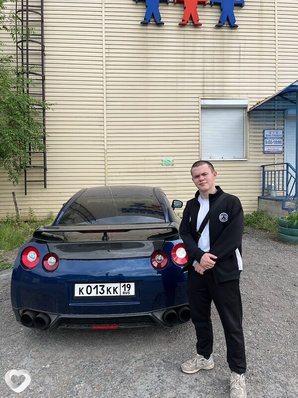 Александр, 19, Абакане — анкета №2594948