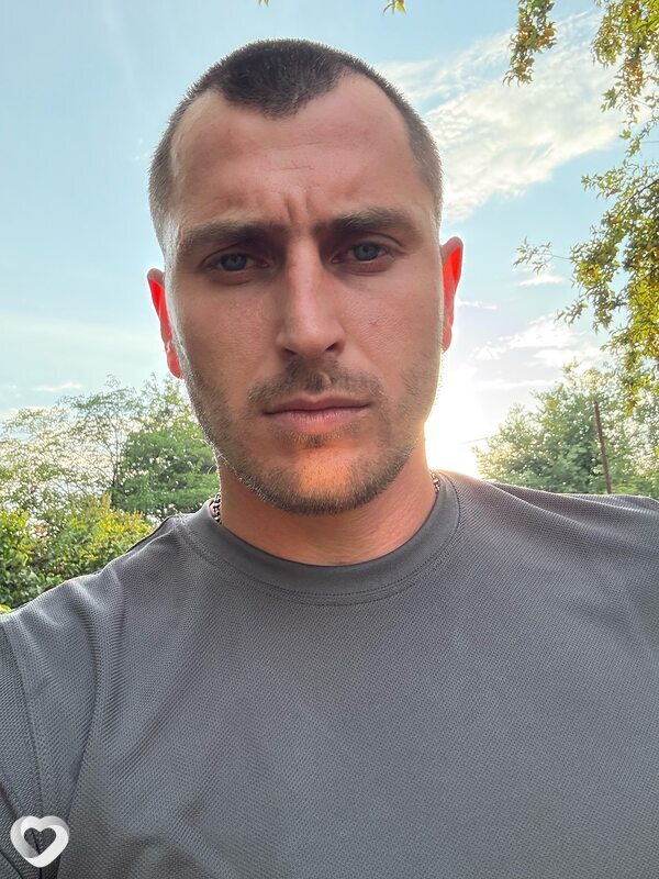 Виктор, 28, Донецке — анкета №2595647