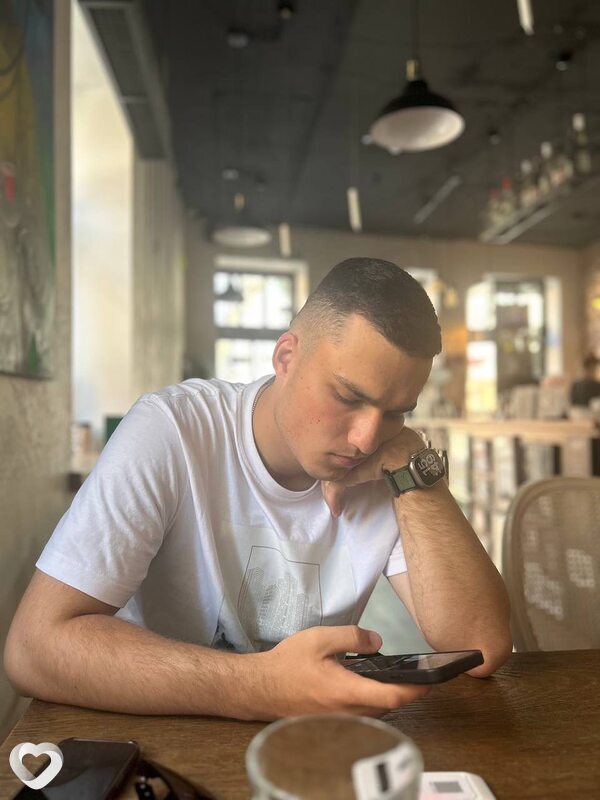 Андрей, 22, Минске — анкета №2595238