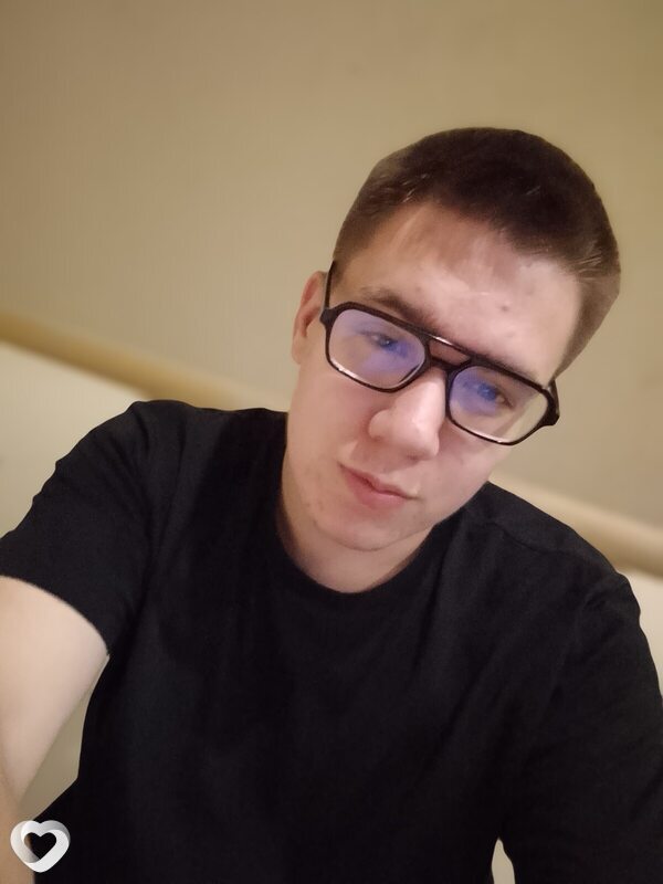 Влад Филатов, 20, Иванове — анкета №2595833