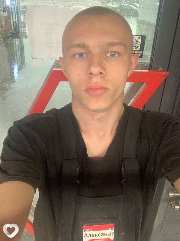 Александр, 19, Новосибирске — анкета №2595874