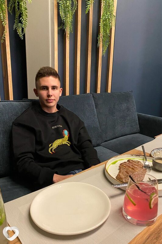 Кирилл, 21, Ижевске — анкета №2595982