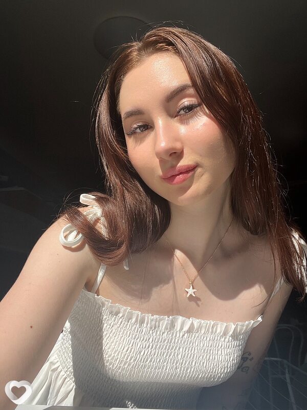 Лера, 21, Красноярске — анкета №2596152