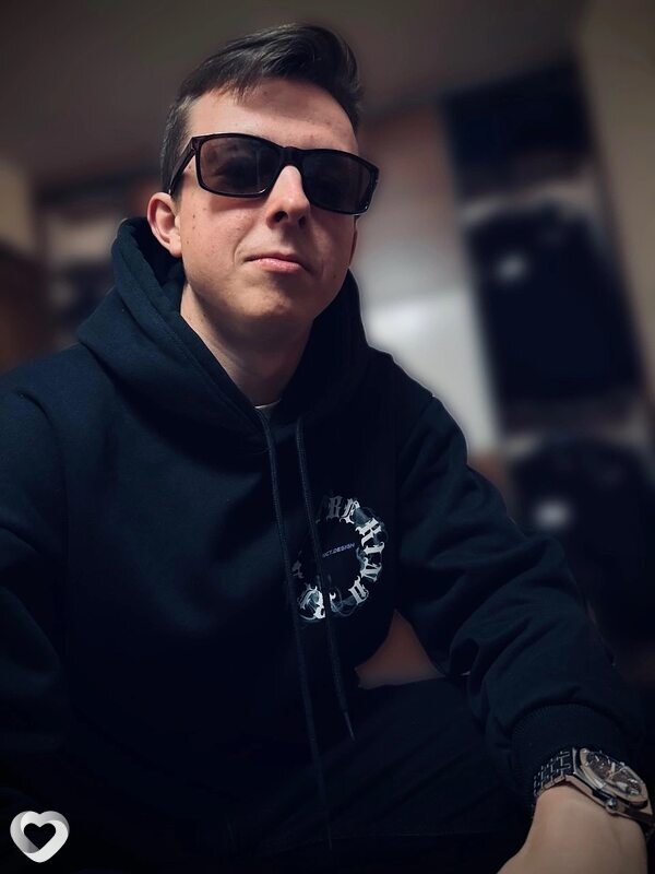 Дмитрий, 22, Старом Осколе — анкета №2597355