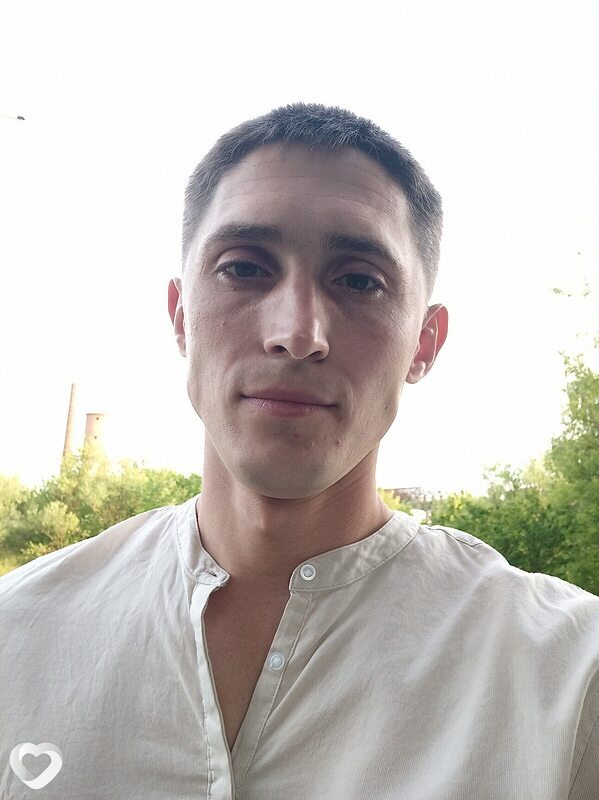 Артем, 32, Орёл — анкета №2597496