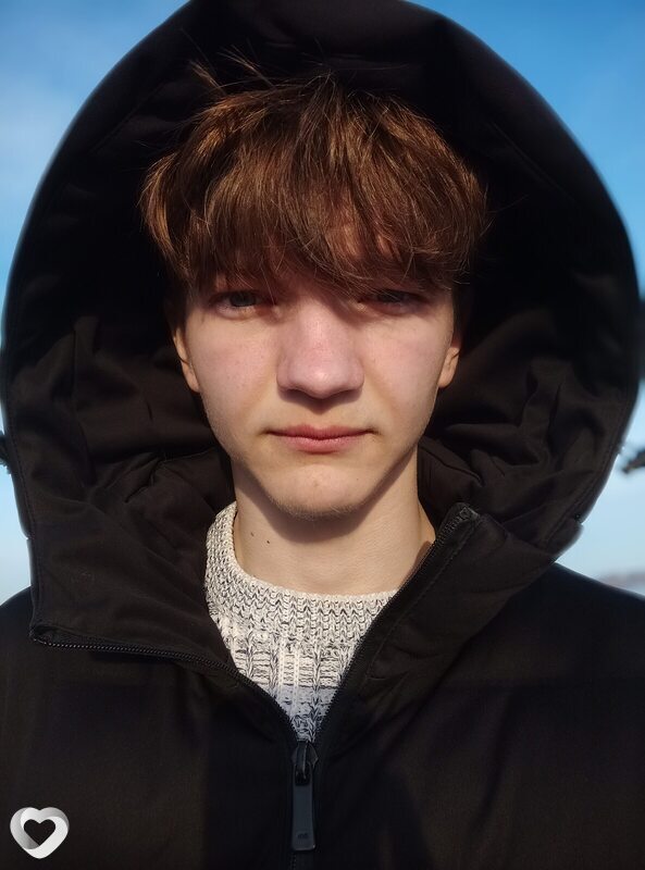 Никита, 19, Ижевске — анкета №2597888