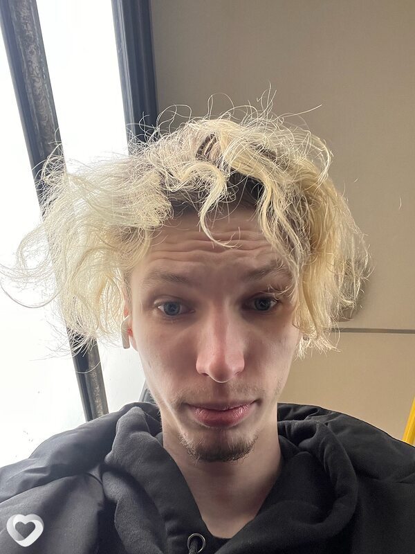 Владимир, 23, Ярославле — анкета №2599178