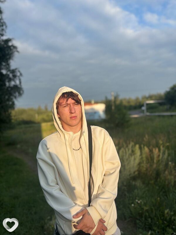 Василий, 19, Березовский (Кемеровская обл) — анкета №2598773