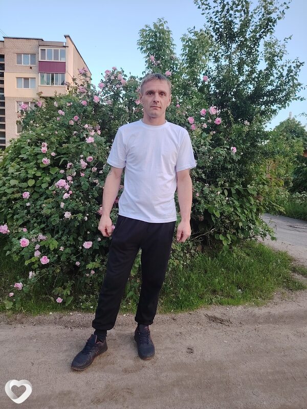 Артём, 35, Смолевичах — анкета №2599050