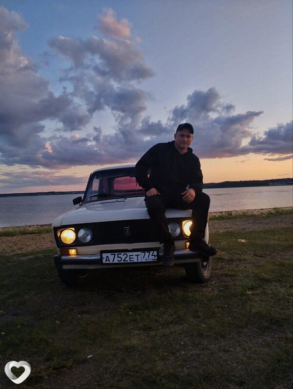 Александр, 23, Москве — анкета №2599180
