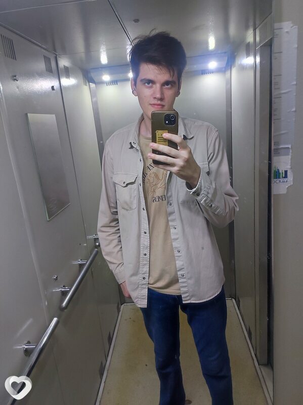 Илья, 26, Москве — анкета №2599203