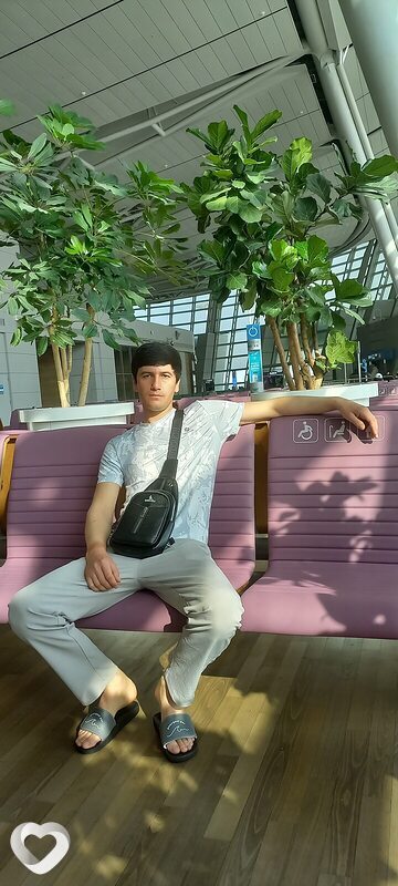 Davronjon, Каунас